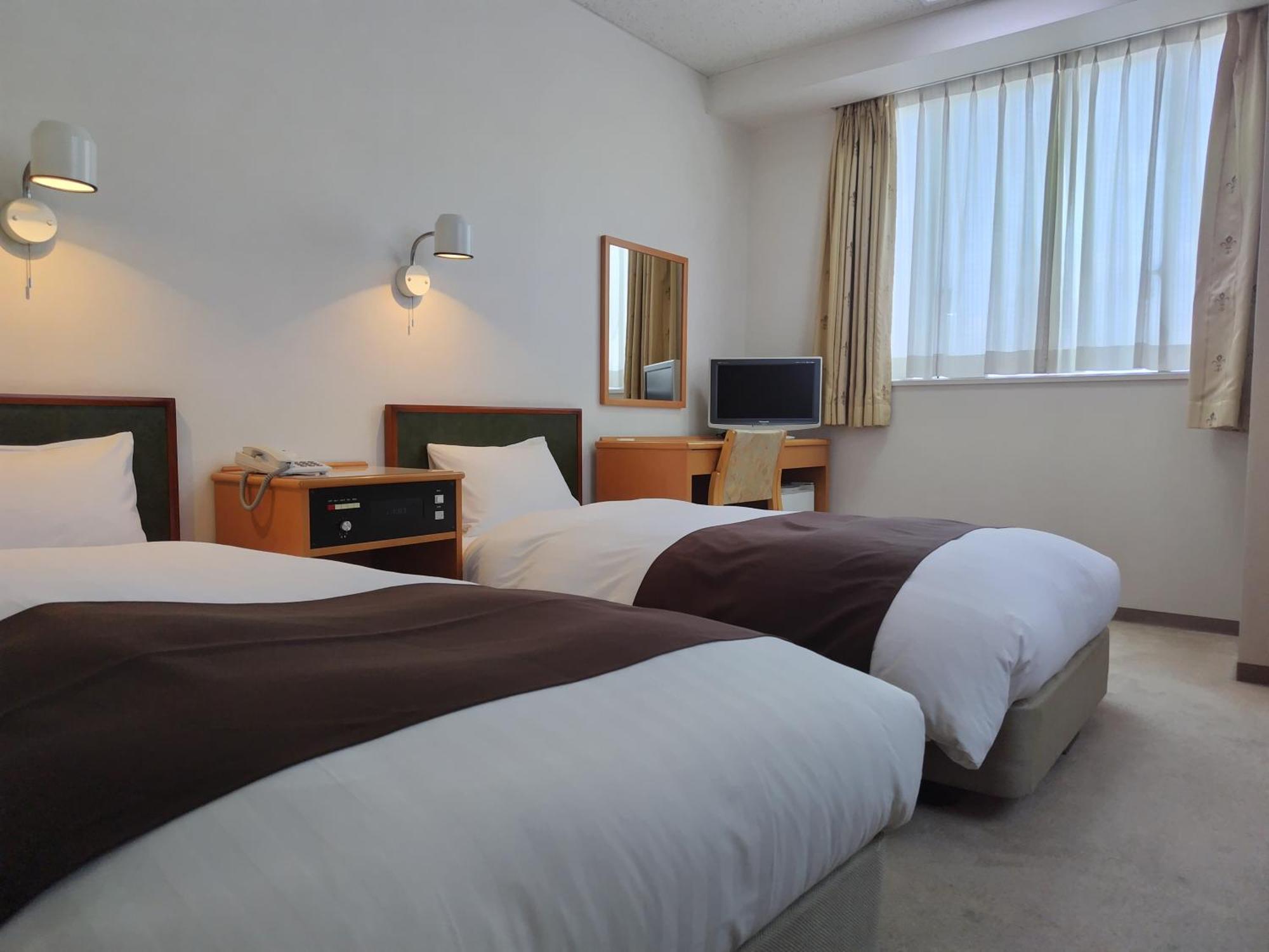 New Grand Hotel Shinjo Bagian luar foto